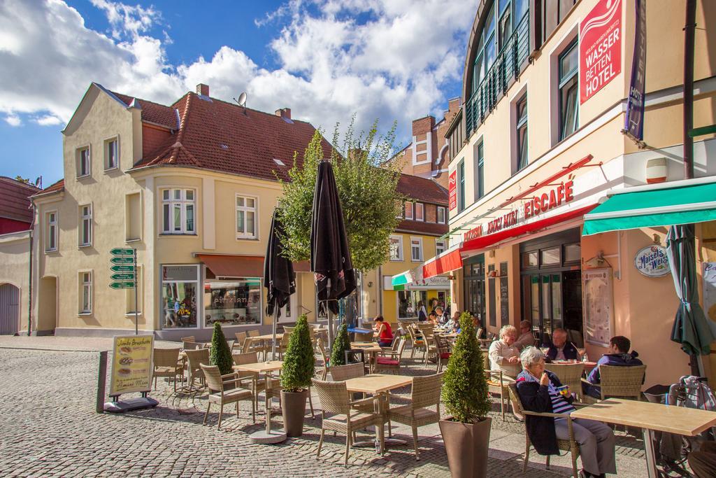 Stadt Aparthaus Waren  Eksteriør billede